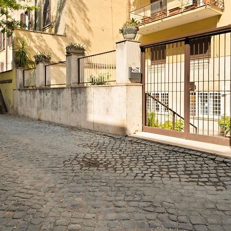 3 Bed Modern Flat - 15 Minutes Walk To Colosseum Rom Eksteriør billede