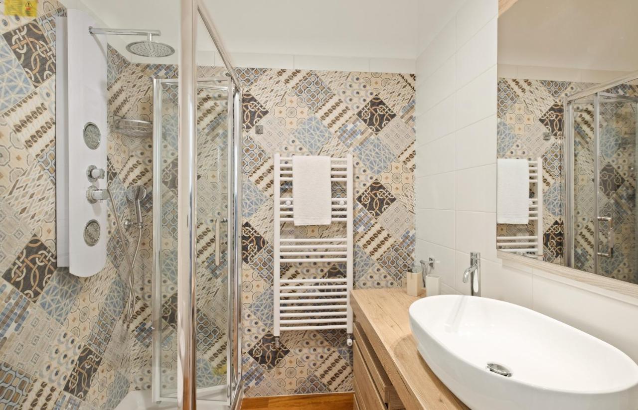 3 Bed Modern Flat - 15 Minutes Walk To Colosseum Rom Eksteriør billede