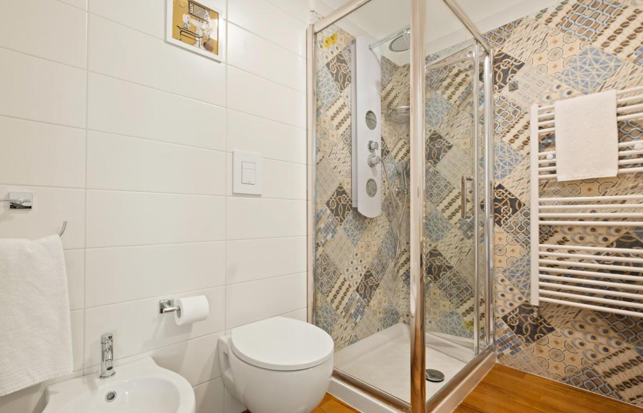 3 Bed Modern Flat - 15 Minutes Walk To Colosseum Rom Eksteriør billede